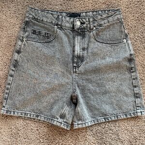 Zara Gray Denim Women's Jean Shorts